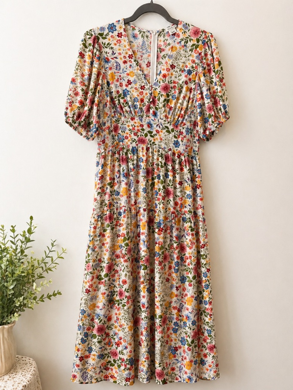 Shoshanna Floral Maxi Dress Puff Sleeve Smocked Waist Tiered Romantic￼